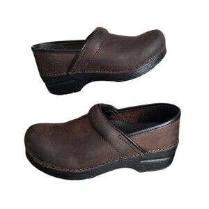 Dansko Professional Clogs Womens US Size 6.5 - 7 Antique Brown Oiled EU 37